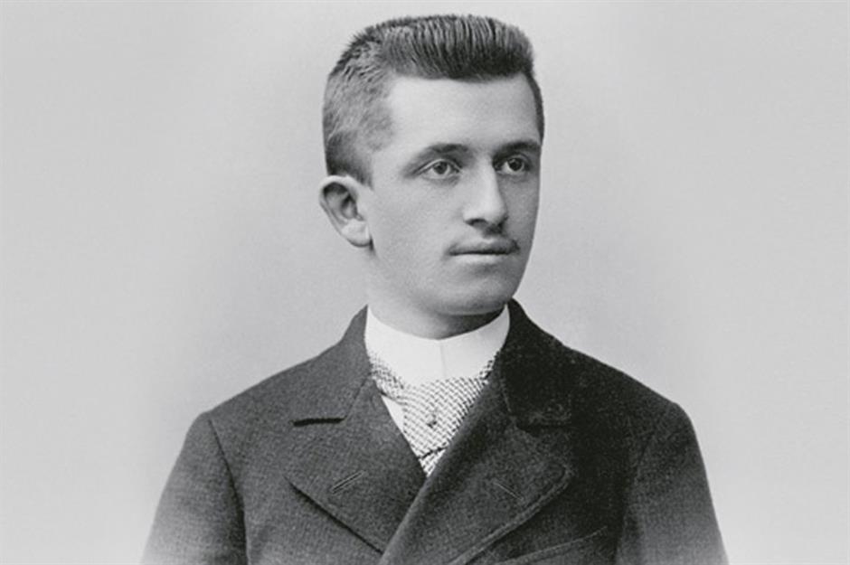 斐迪南·保时捷早年照片