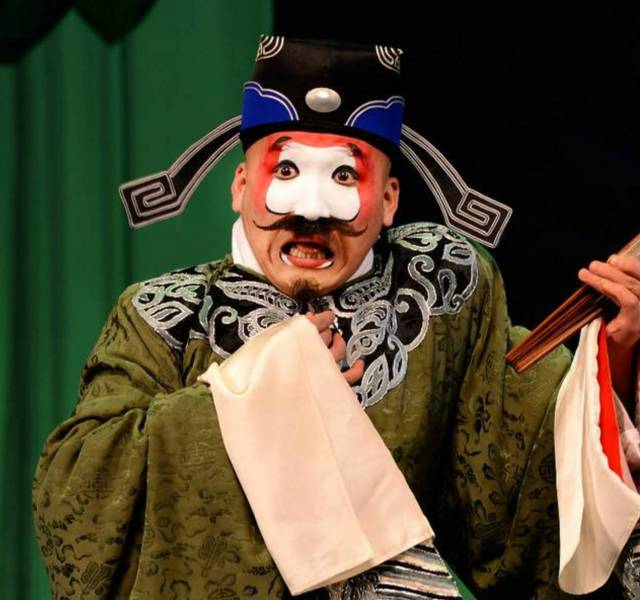 京剧丑角角色扮相