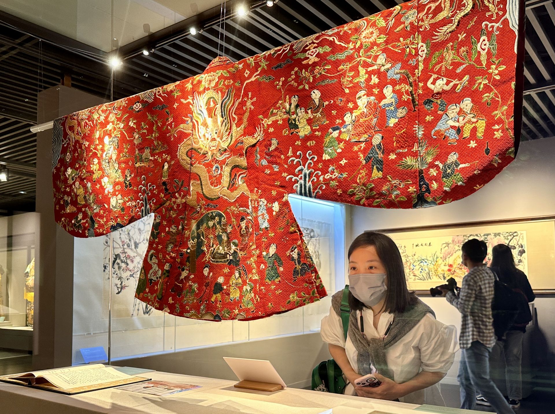 苏绣粤绣传统刺绣作品展示