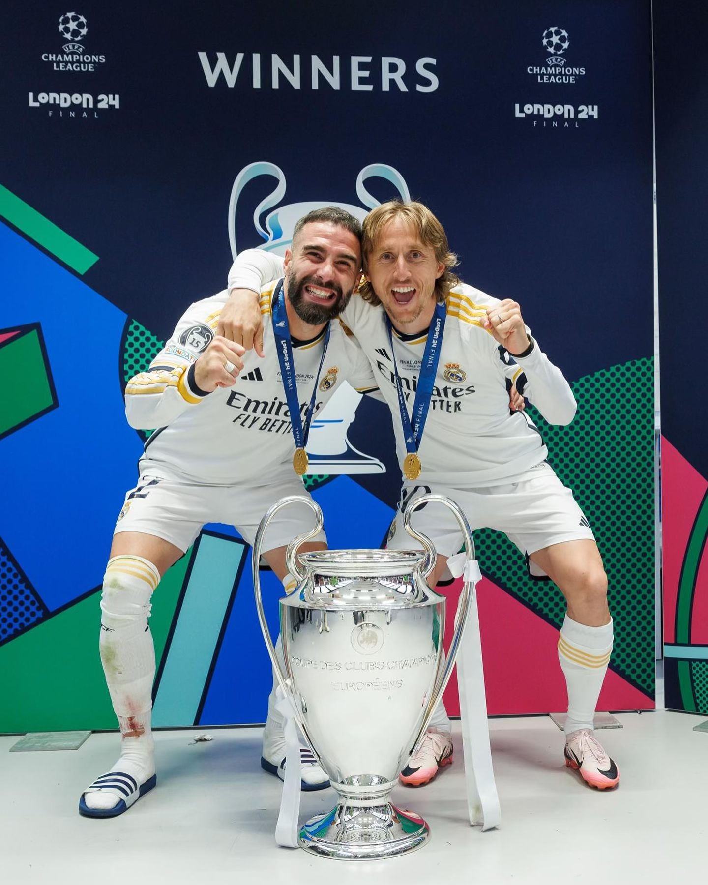 卡瓦哈尔与队友